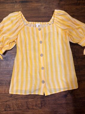 LC Lauren Conrad Yellow and White Striped Puff Sleeve Tie Top Size S